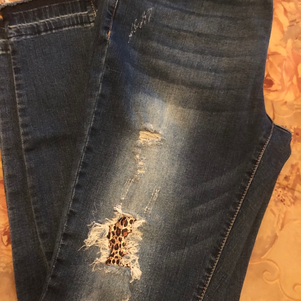 Judy Blue Distressed Jeans w/ leopard print